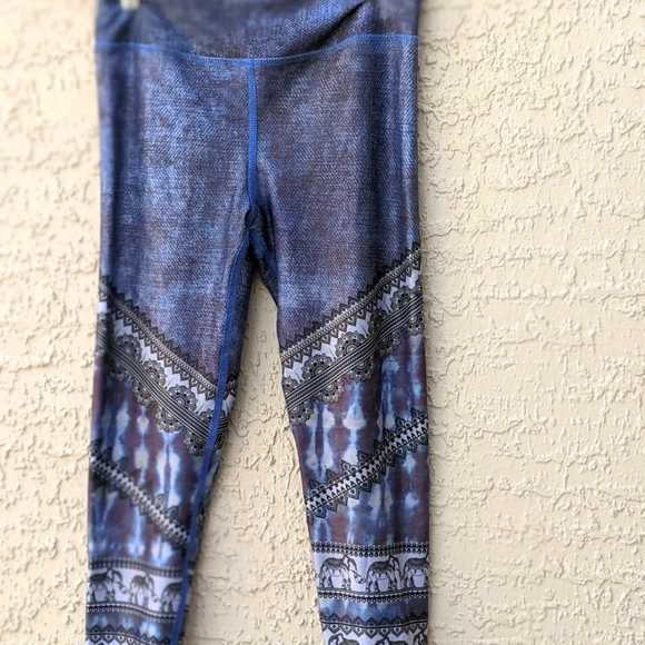 ๐๐งโโ๏ธ Women'sWorkout leggings Small - Picture 8 of 9